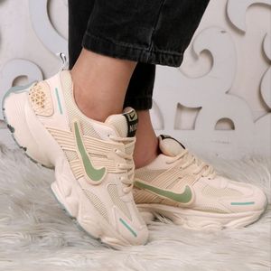 قیمت ارزان کتونی نایک پاندا