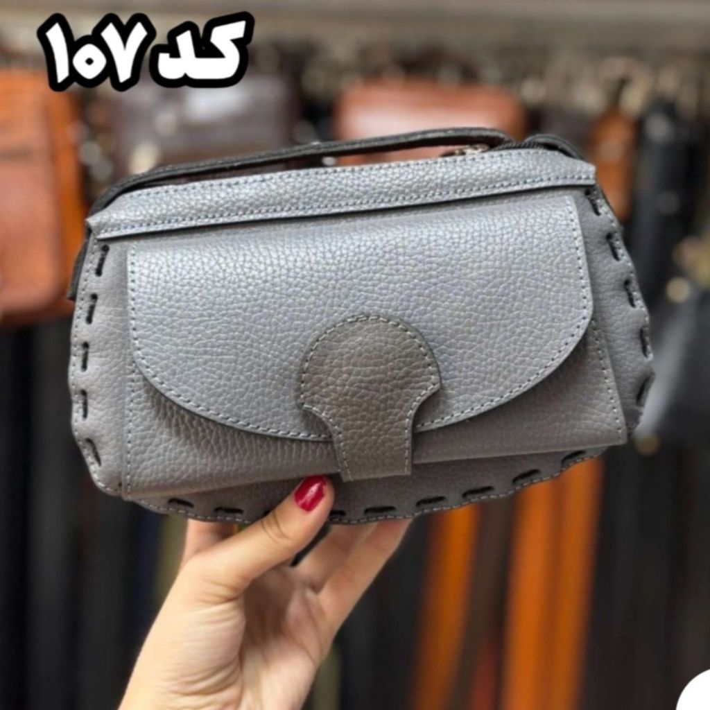 قیمت کیف زنانه دخترانه چرم طبیعی گاوی ( ارسال بین 3 تا 7روز)