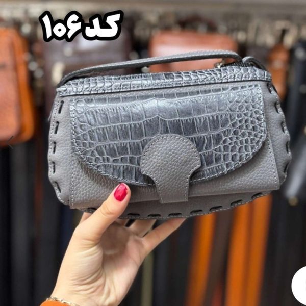کیف زنانه دخترانه چرم طبیعی گاوی ( ارسال بین 3 تا 7روز)