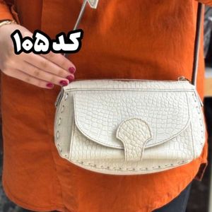 خرید انلاین کیف زنانه دخترانه چرم طبیعی گاوی ( ارسال بین 3 تا 7روز)