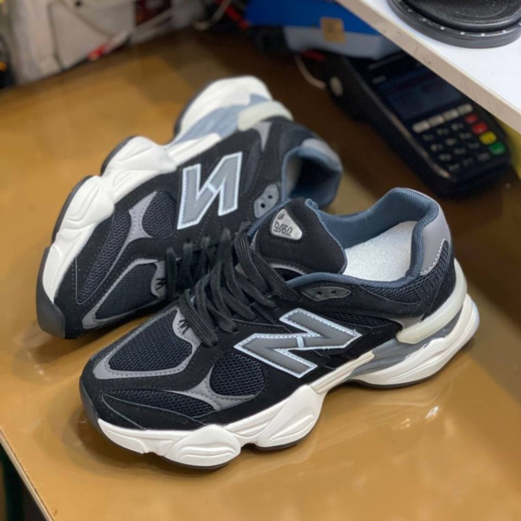 فروش اینترنتی کفش نیوبالانس مردانه 9060 خارجی رنگ مشکی