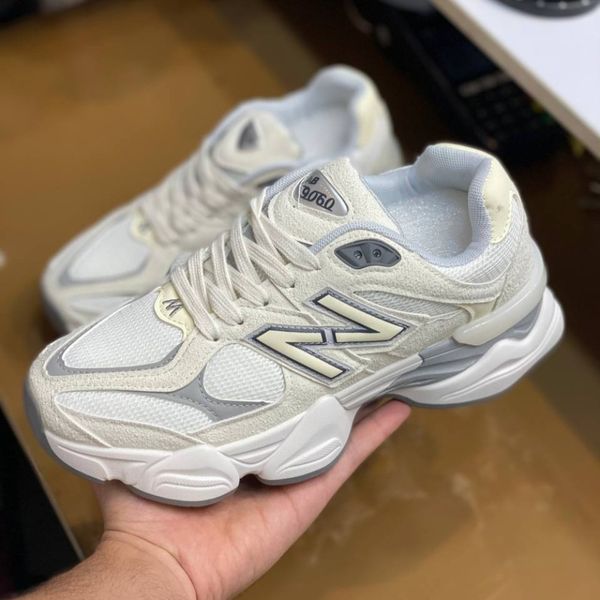 کفش نیوبالانس مردانه 9060 خارجی رنگ سفید