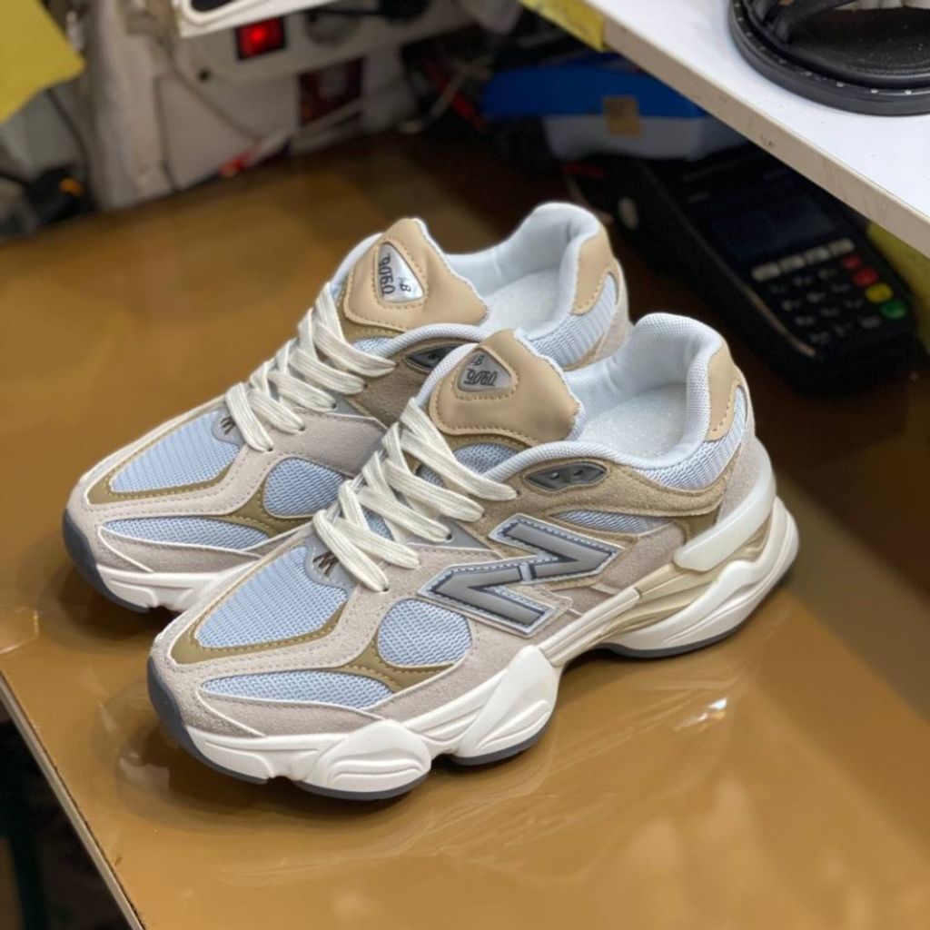 قیمت کفش نیوبالانس مردانه 9060 خارجی رنگ کرم