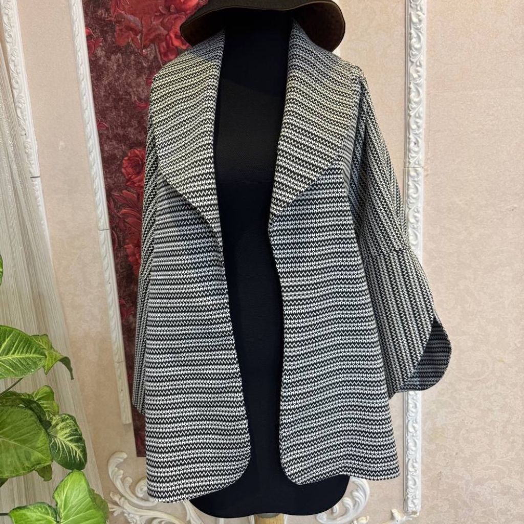 خرید اینترنتی مانتو زنانه پاییزی و بهاری مزونی مانتو زنانه مجلسی