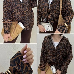 خرید اینترنتی شومیز مجلسی زنانه طرح پلنگی