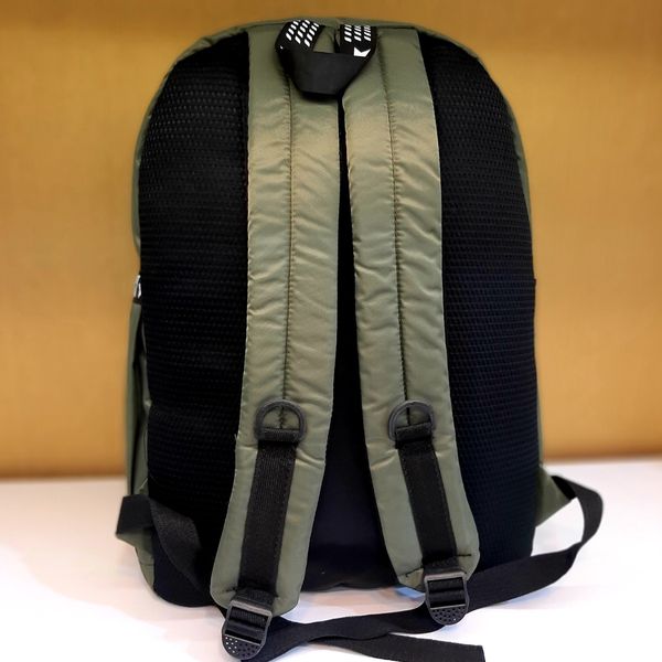 کوله پشتی طرحدار رنگ سبز