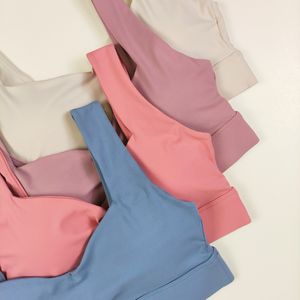 خرید آنلاین نیمتنه ورزشی کاپ‌دار فلامنت