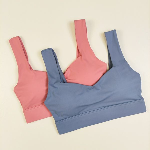 نیمتنه ورزشی کاپ‌دار فلامنت