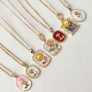 مشخصات گردنبند مینا کاری