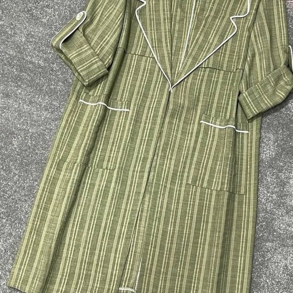 مانتو یقه انگلیسی