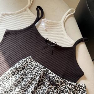 مشخصات تاپ کراپ شورتک دخترانه