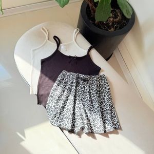 خرید انلاین تاپ کراپ شورتک دخترانه