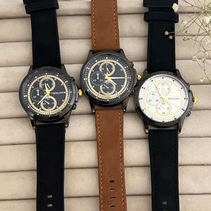 ساعت مردانه والار