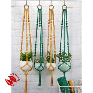 اویز گلدان مکرومه بافی رنگبندی دلخواه مدل تیوان