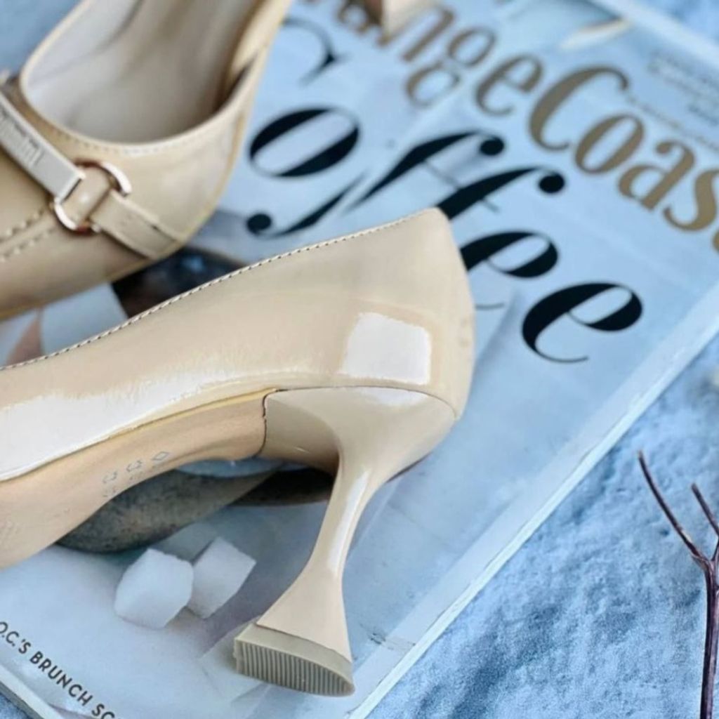 فروش اینترنتی کفش مجلسی مدل قاپاق دار زنانه