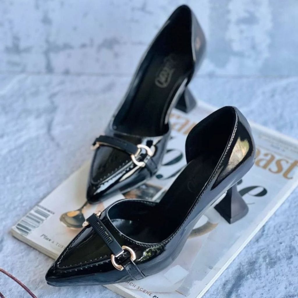 قیمت ارزان کفش مجلسی مدل قاپاق دار زنانه