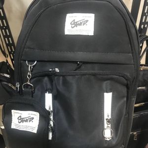 خرید انلاین کوله پشتی دخترانه و پسرانه آویز دار کوله مدرسه کوله دانشجویی مشکی