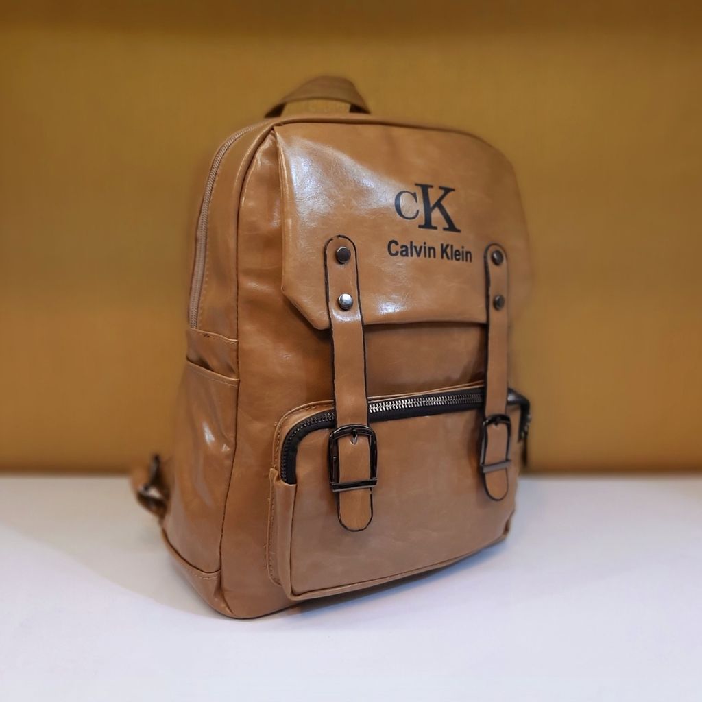 مشخصات کوله پشتی Calvin Klein