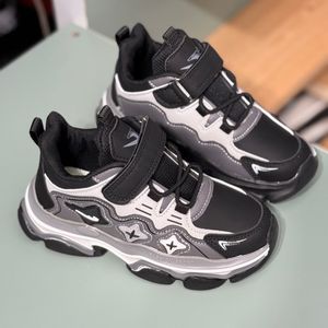 خرید اینترنتی قیمت کتونی بچگانه طرح نایک دوستاره از Kids کد 4062302