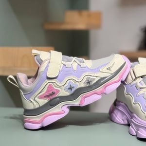 خرید انلاین کتونی بچگانه طرح نایک دوستاره از Kids کد 4062302