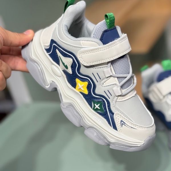 کتونی بچگانه طرح نایک دوستاره از Kids کد 4062302