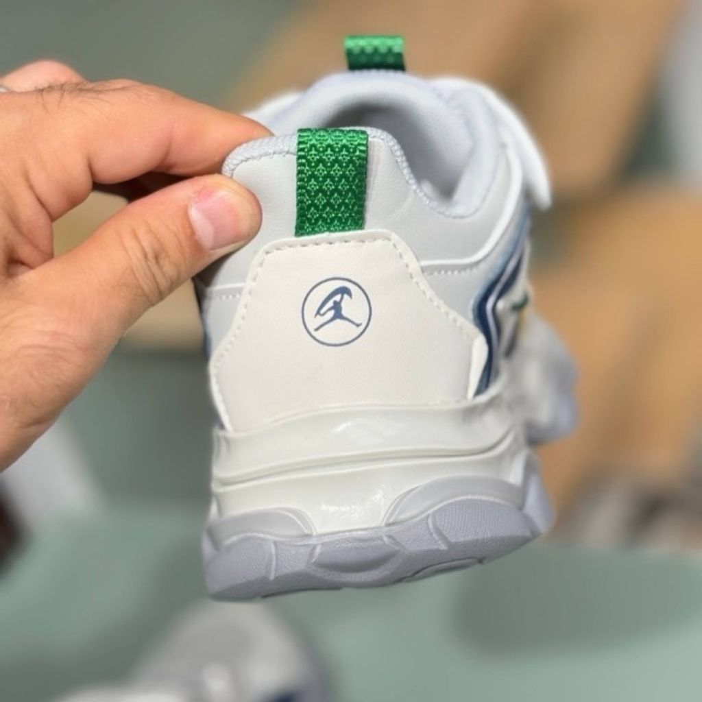 قیمت ارزان کتونی بچگانه طرح نایک دوستاره از Kids کد 4062302