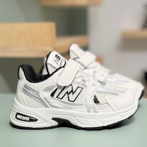 خرید اینترنتی قیمت کتونی بچگانه طرح نیوبالانس 530 از Berry Kids کد 4062601