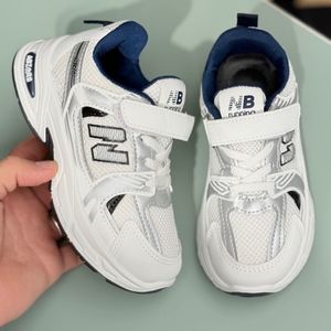 خرید اینترنتی قیمت کتونی بچگانه طرح نیوبالانس 530 از Berry Kids کد 4062601