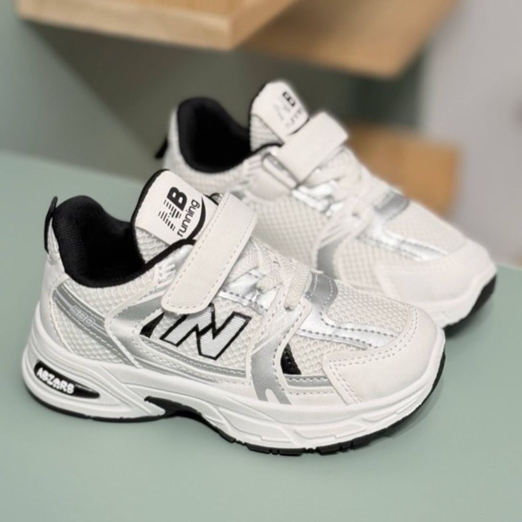 قیمت ارزان کتونی بچگانه طرح نیوبالانس 530 از Berry Kids کد 4062601