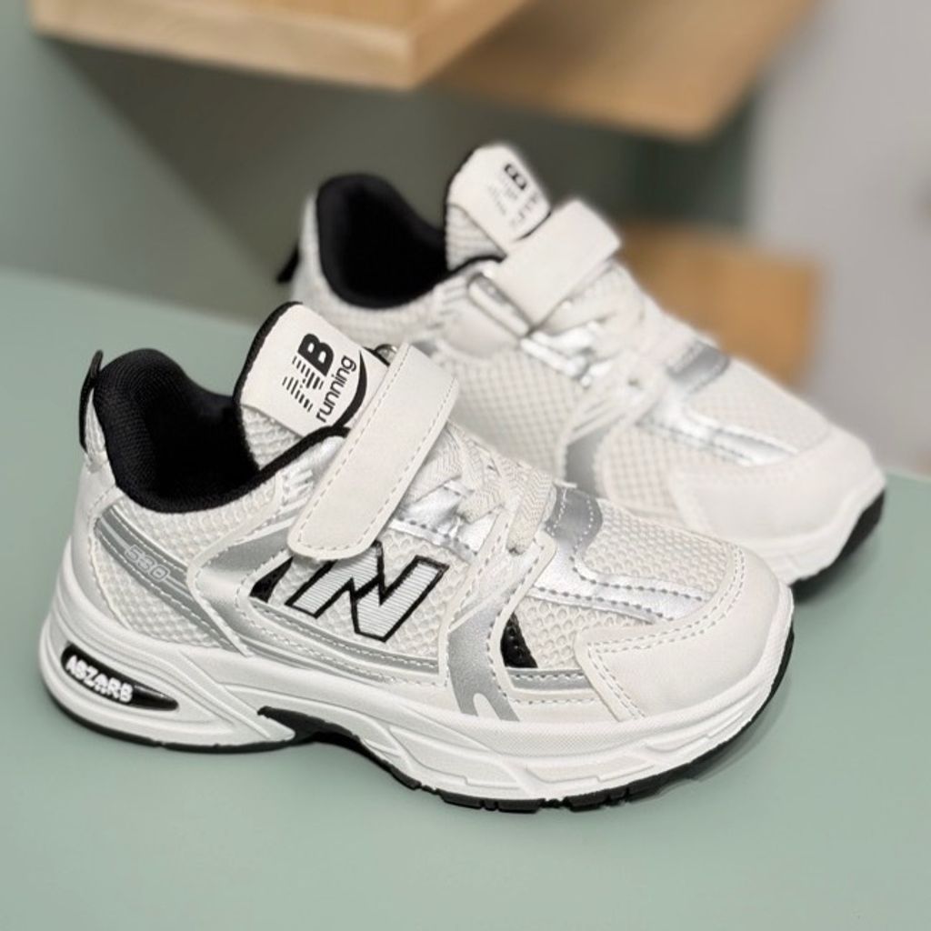 خرید اینترنتی قیمت کتونی بچگانه طرح نیوبالانس 530 از Berry Kids کد 4062601