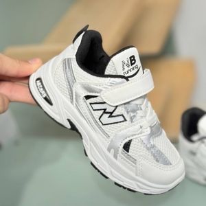 مشخصات کتونی بچگانه طرح نیوبالانس 530 از Berry Kids کد 4062601