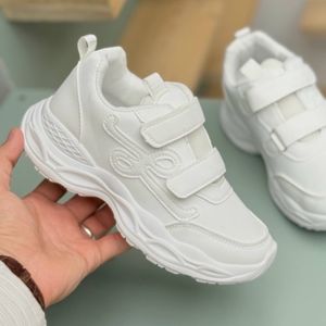 خرید انلاین کتونی بچگانه طرح دوچسب از K-Z کد 4062701