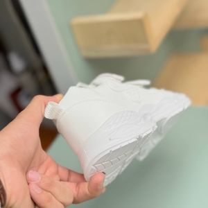 مشخصات کتونی بچگانه طرح دوچسب از K-Z کد 4062701