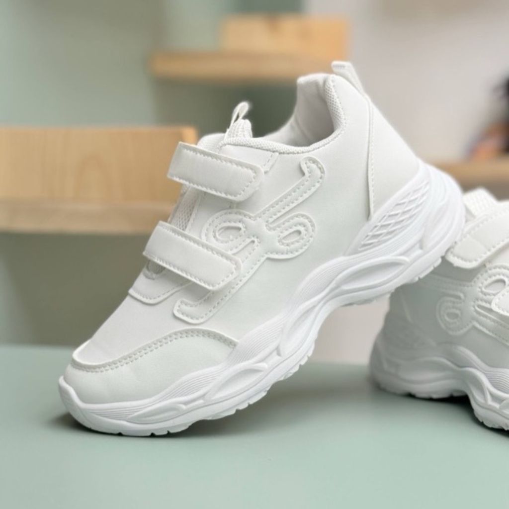 خرید اینترنتی کتونی بچگانه طرح دوچسب از K-Z کد 4062701