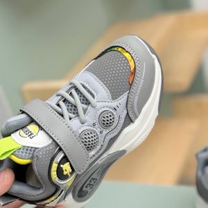 فروش اینترنتی کتونی بچگانه طرح بسکتبالی از K-Z کد 4062801