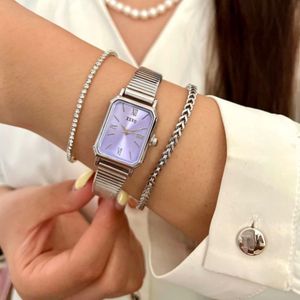 قیمت ارزان ساعت زنانه ایکس وی مینیمال