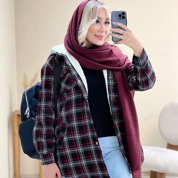 شکت زنانه  کلاه دارضخیم طرح گلاویژ