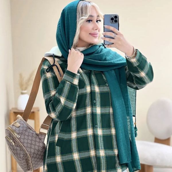 شکت زنانه  کلاه دارضخیم طرح گلاویژ