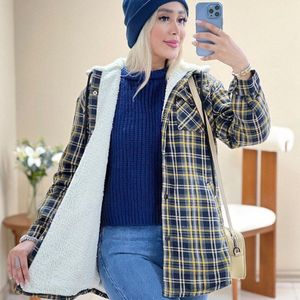 خرید انلاین شکت زنانه  کلاه دارضخیم طرح گلاویژ