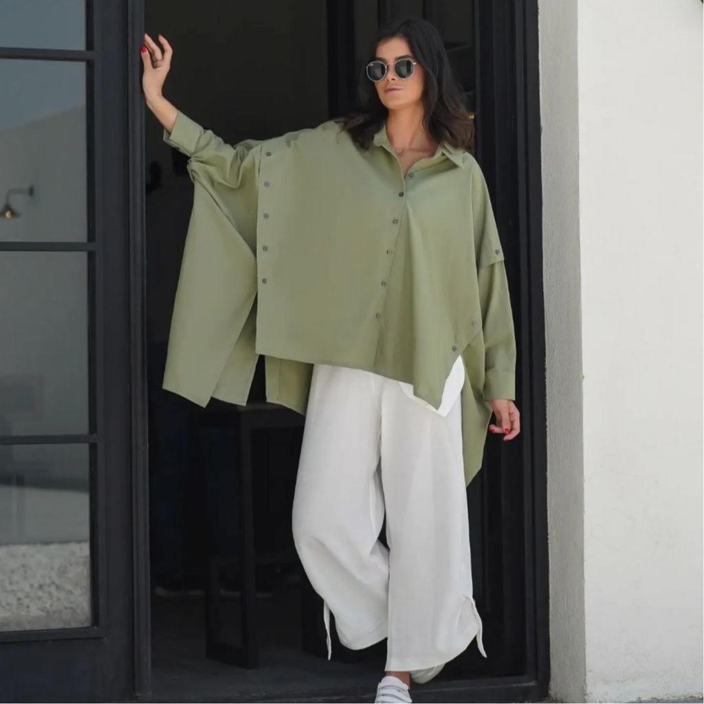 خرید انلاین شومیز کتان بغل دکمه آستین عروسکی برند کومار KOMAR