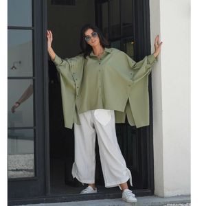 شومیز کتان بغل دکمه آستین عروسکی برند کومار KOMAR