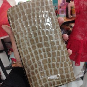 مشخصات کیف پول زنانه kf6rt