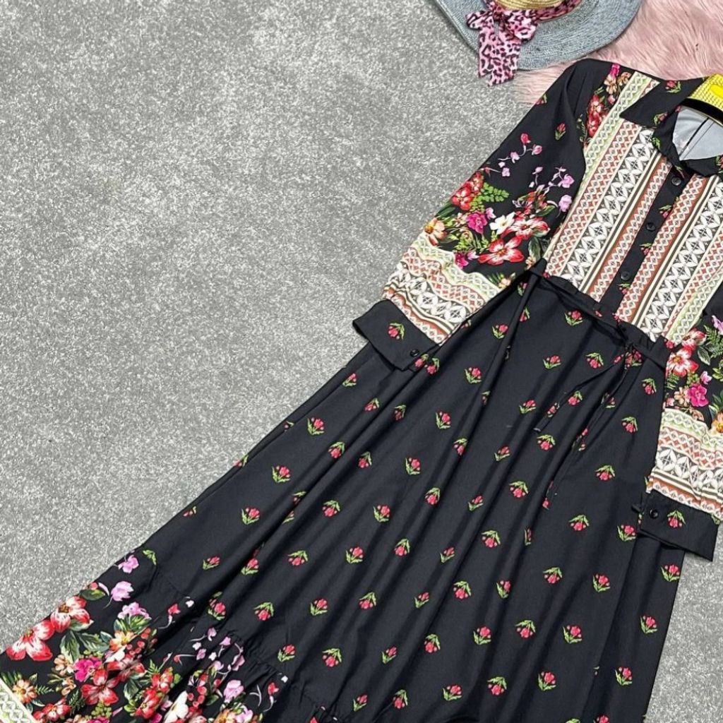 خرید اینترنتی پیراهن ساحلی لاله