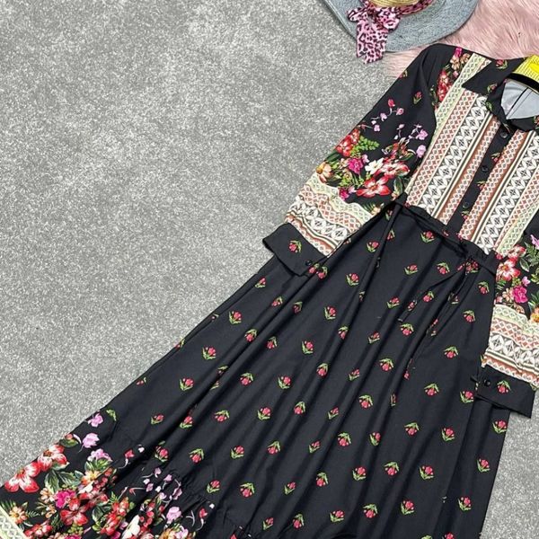 پیراهن ساحلی لاله