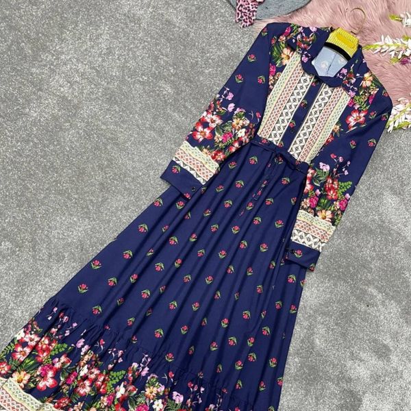 پیراهن ساحلی لاله