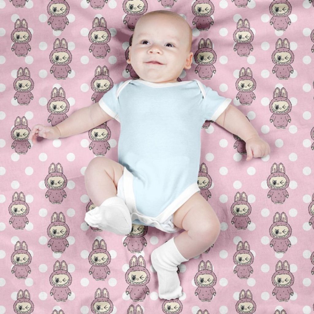 خرید اینترنتی پارچه مخمل روبالشی پارچه باما طرح لبوبو کد 5014709