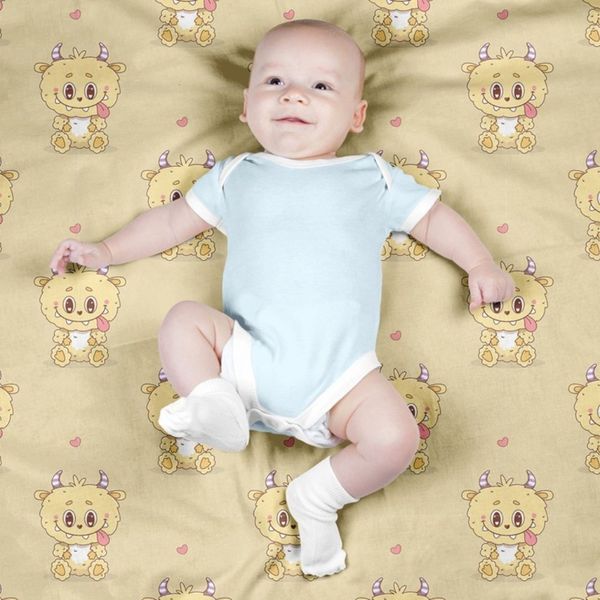 پارچه مخمل روبالشی پارچه باما طرح لبوبو کد 5014711