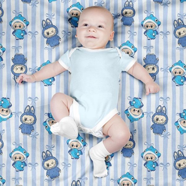 پارچه مخمل روبالشی پارچه باما طرح لبوبو کد 5014743