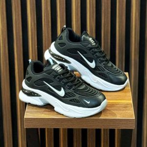 کتونی مدل نیکپلاس اسپرت