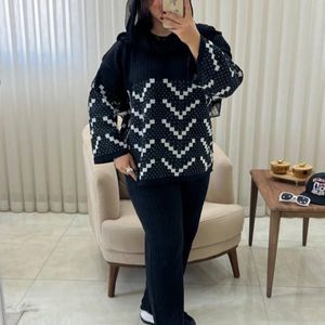 فروش اینترنتی ست بافت زنانه هاشور